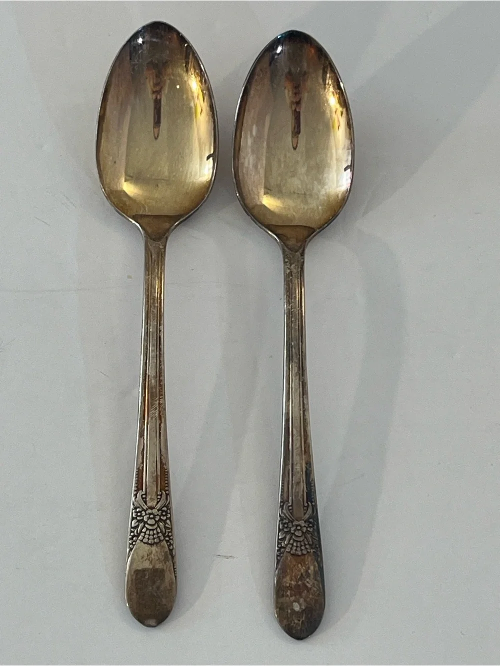 Wm Rogers IS Silver-plated Flatware Set 20 Pieces 1940 Beloved w/Guarantee Paper